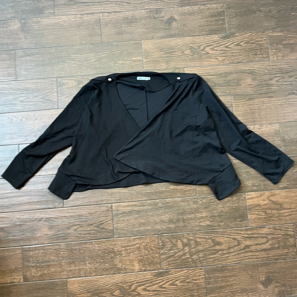 All black cropped cardigan
